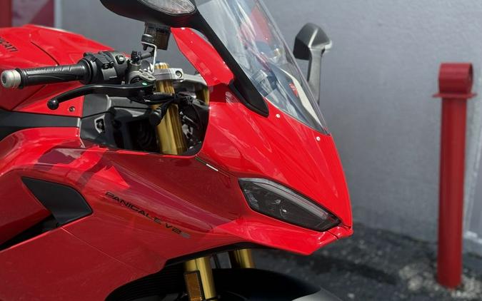 2026 Ducati Panigale V2 S Ducati Red
