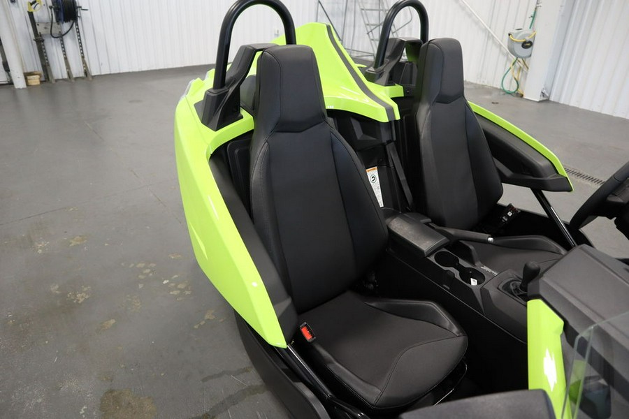 2023 Polaris Slingshot® Slingshot® SL Neon Lime (Manual)