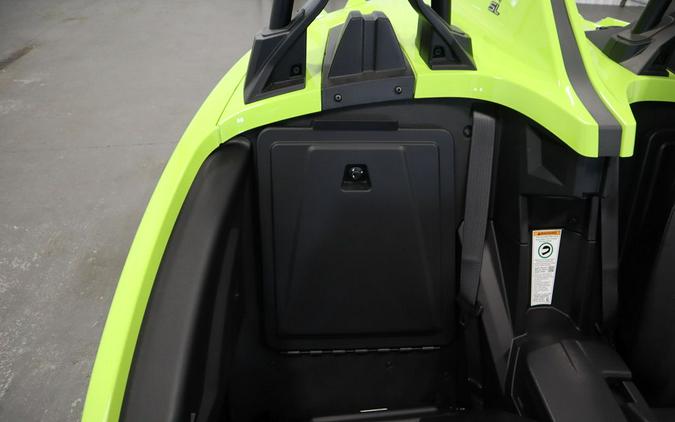 2023 Polaris Slingshot® Slingshot® SL Neon Lime (Manual)