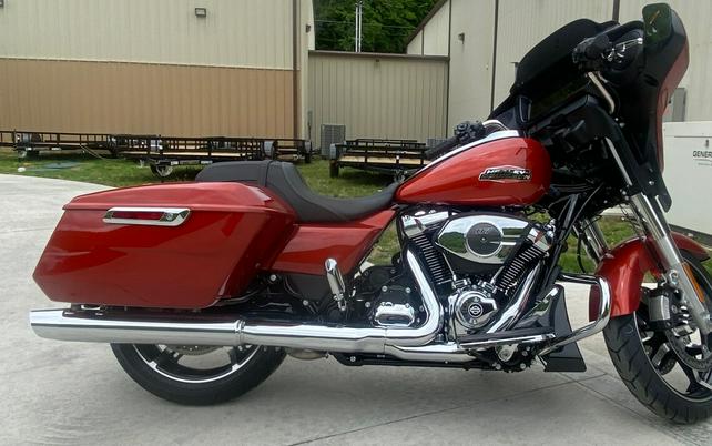 FLHX 2024 Street Glide®