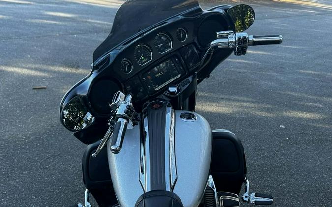 2015 Harley-Davidson Street Glide® CVO™ Street Glide®