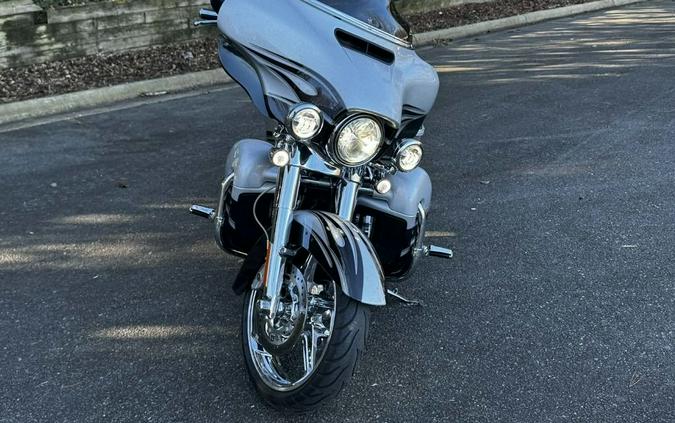 2015 Harley-Davidson Street Glide® CVO™ Street Glide®