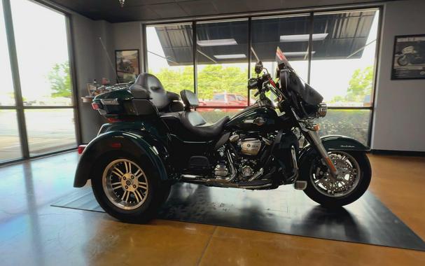 2024 Harley-Davidson® Tri Glide® Ultra Alpine Green / Vivid Black