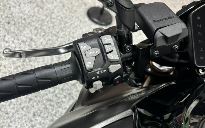 2026 Kawasaki Z1100 SE ABS
