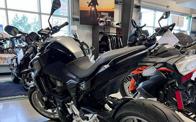 2023 BMW F 900 R Black Storm Metallic