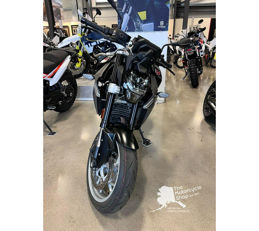 2023 BMW F 900 R Black Storm Metallic