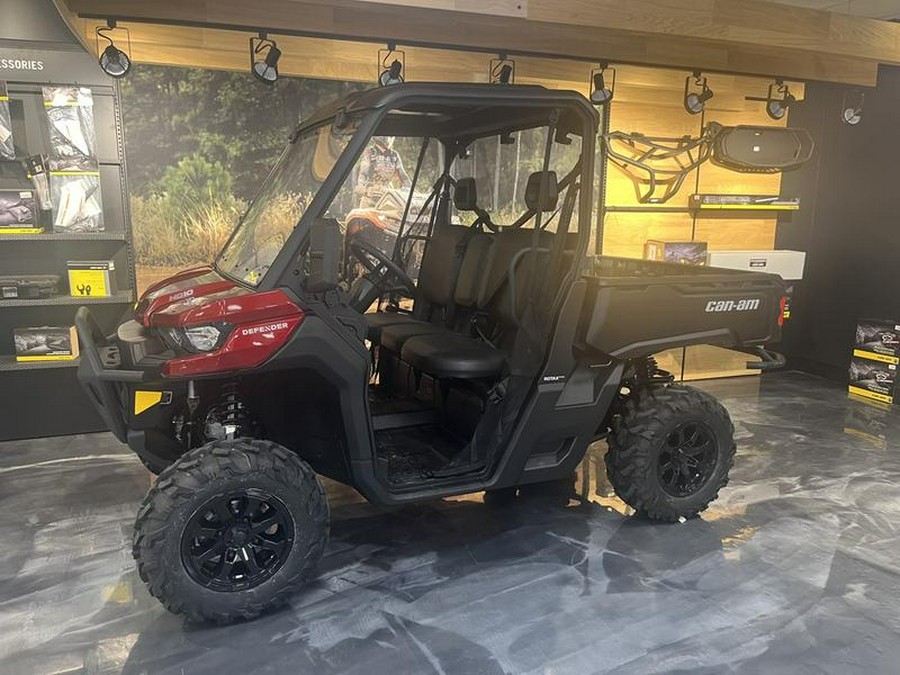 2024 Can-Am® Defender DPS HD10 Fiery Red