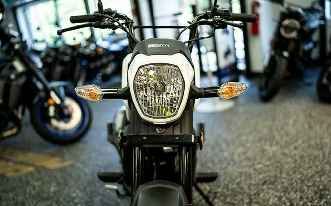 2025 Honda Navi White