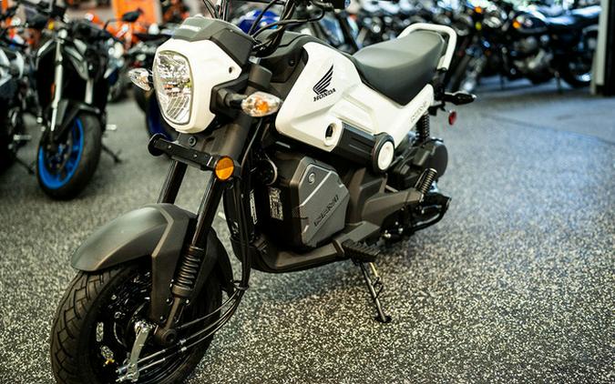2025 Honda Navi White