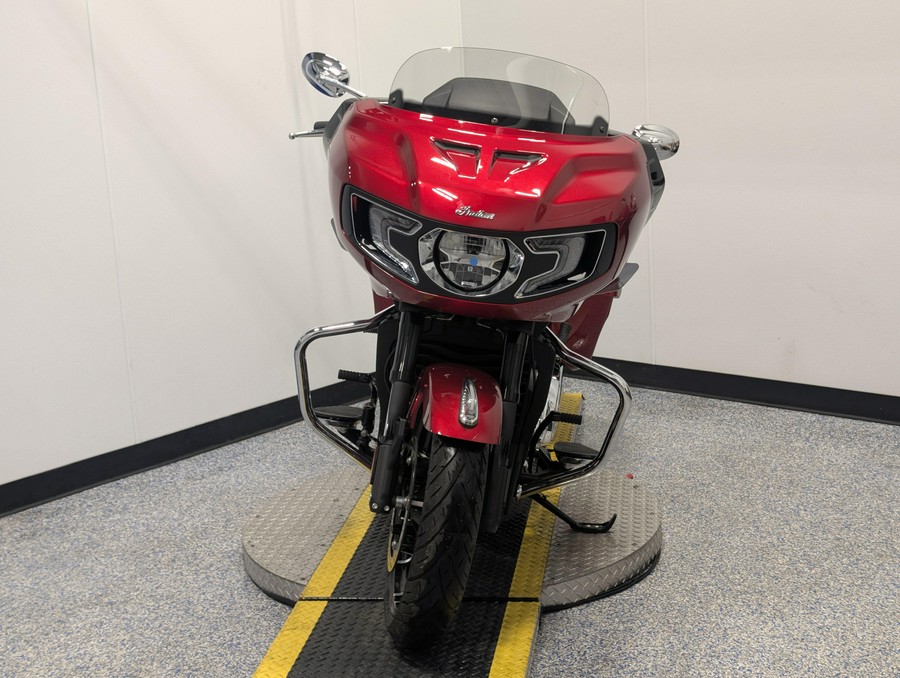2025 Indian Motorcycle Challenger Limited with 112 Powerband Audio Package