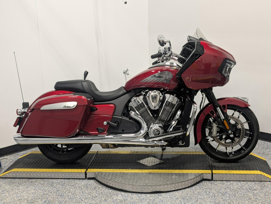 2025 Indian Motorcycle Challenger Limited with 112 Powerband Audio Package