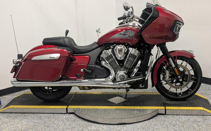 2025 Indian Motorcycle Challenger Limited with 112 Powerband Audio Package