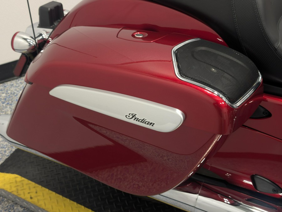 2025 Indian Motorcycle Challenger Limited with 112 Powerband Audio Package