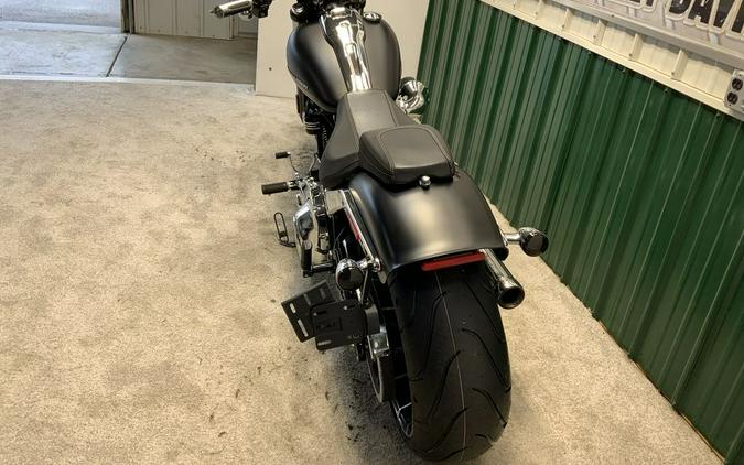 2023 Harley-Davidson® FXBR - Breakout® 117