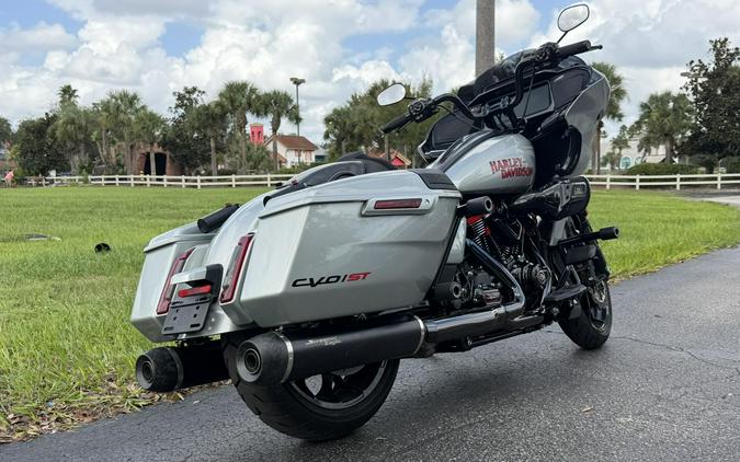 FLTRXSTSE 2025 CVO Road Glide ST
