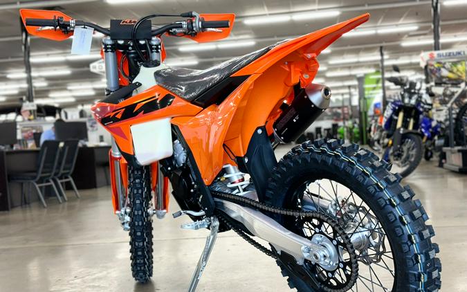 2025 KTM XC 125