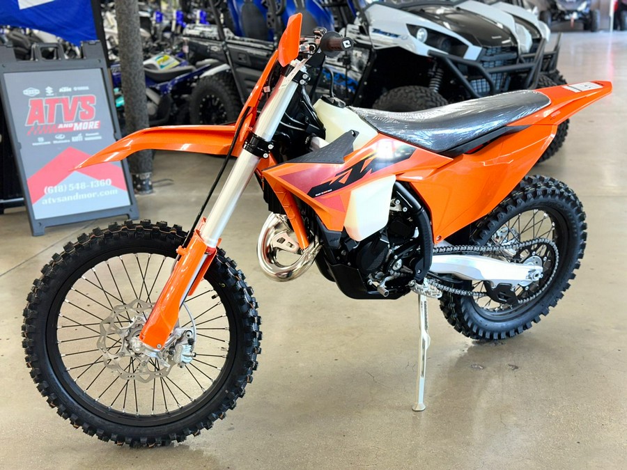 2025 KTM XC 125