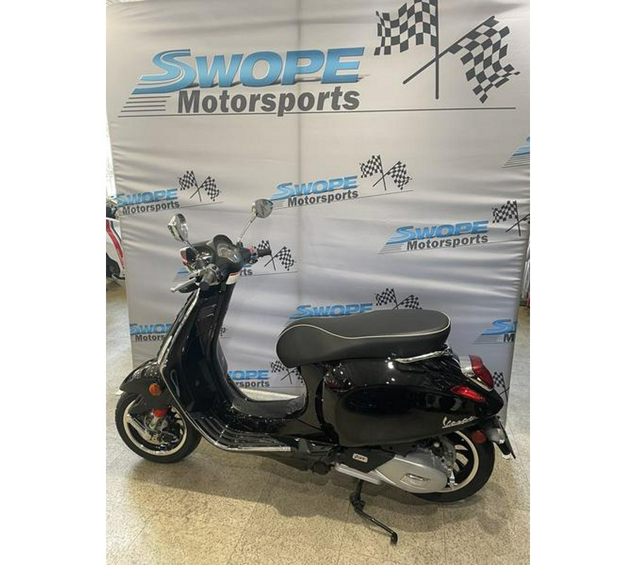 2023 Vespa Sprint 150 - Nero Deciso