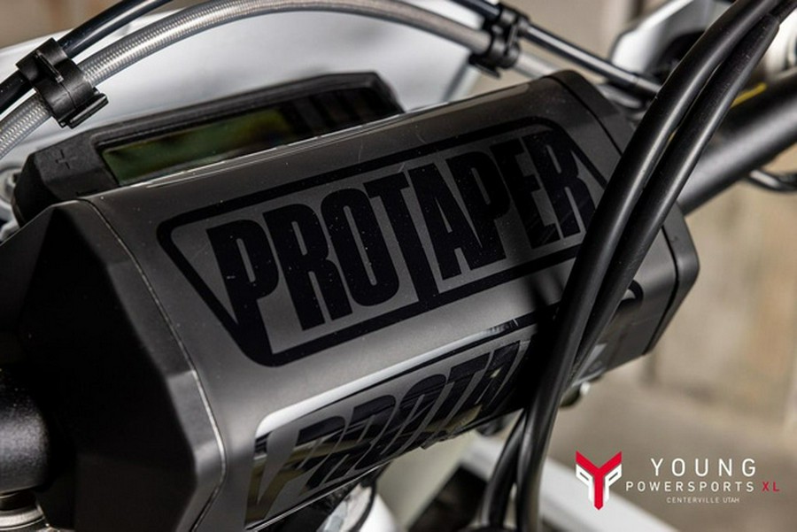 2025 Husqvarna TE 300 Pro