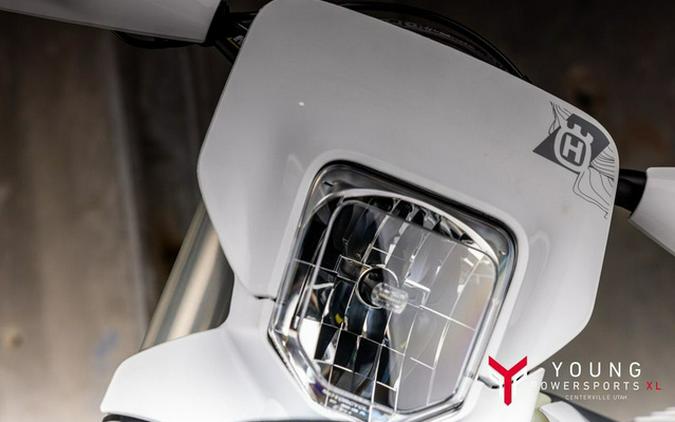 2025 Husqvarna TE 300 Pro