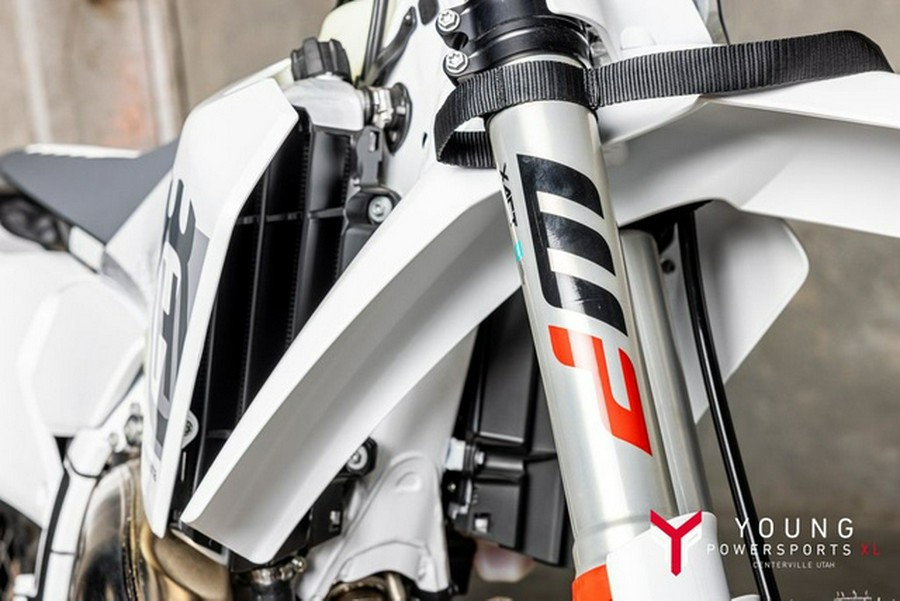 2025 Husqvarna TE 300 Pro