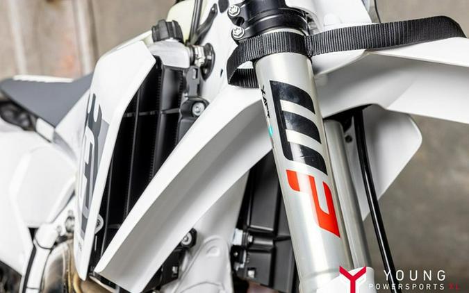 2025 Husqvarna TE 300 Pro