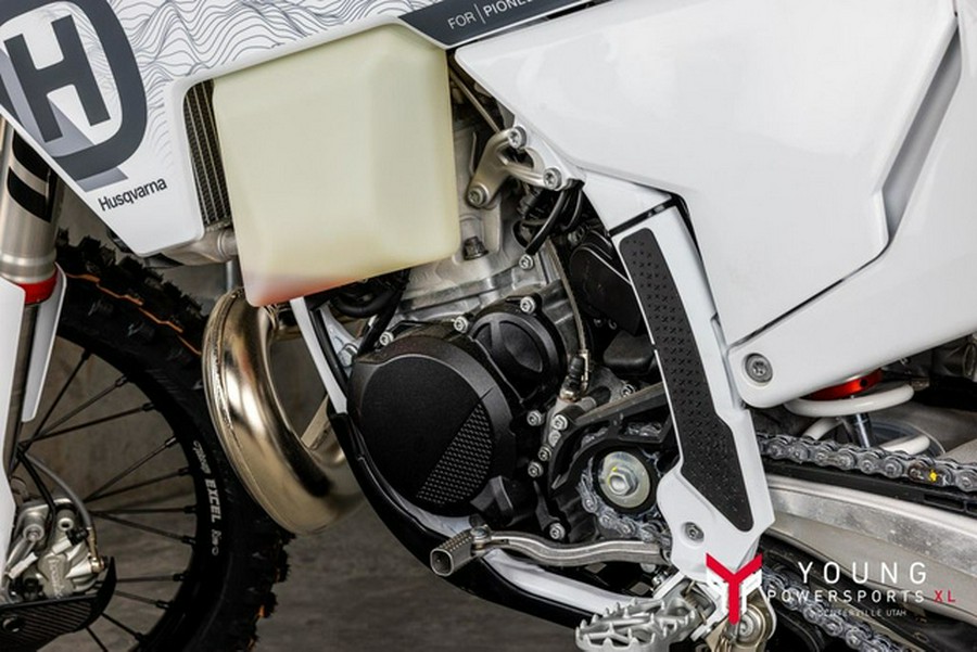 2025 Husqvarna TE 300 Pro