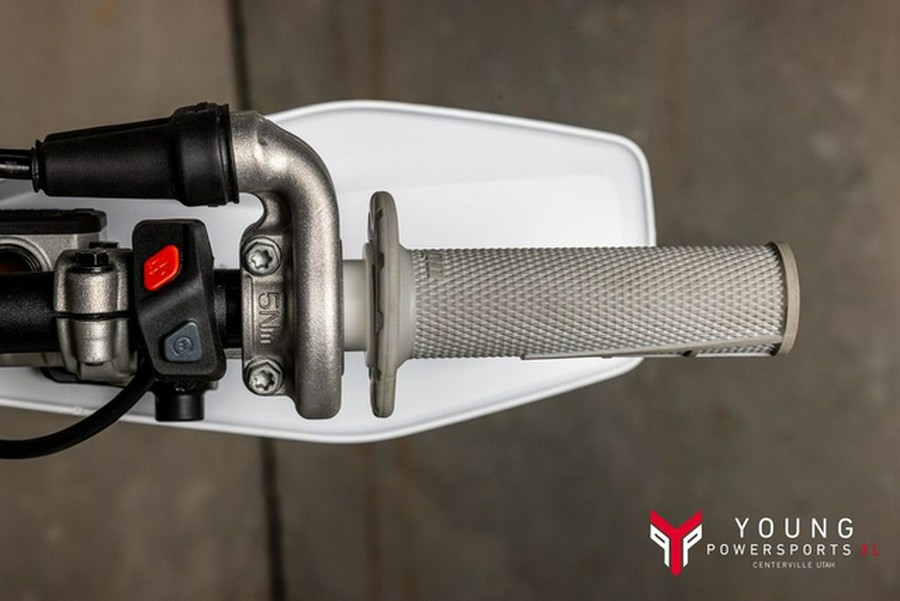 2025 Husqvarna TE 300 Pro