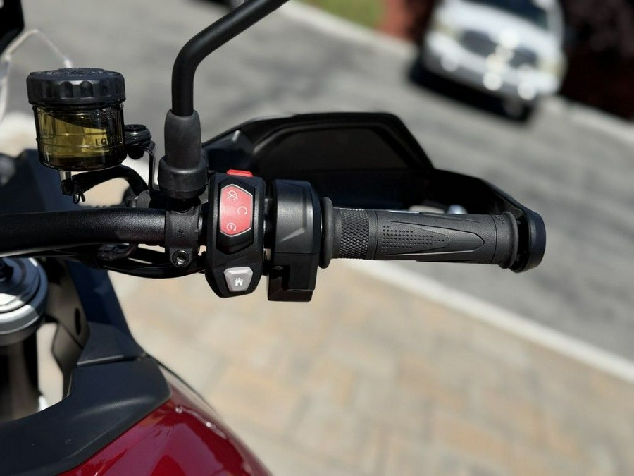 2025 Triumph Tiger 900 GT Pro Carnival Red / Sapphire Black