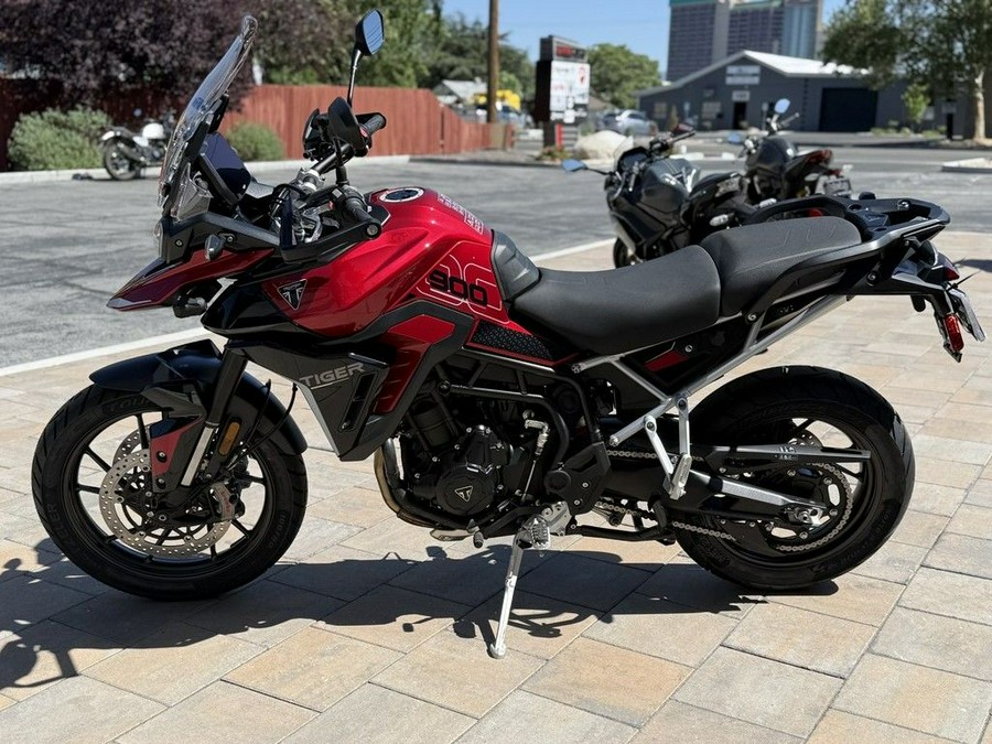 2025 Triumph Tiger 900 GT Pro Carnival Red / Sapphire Black