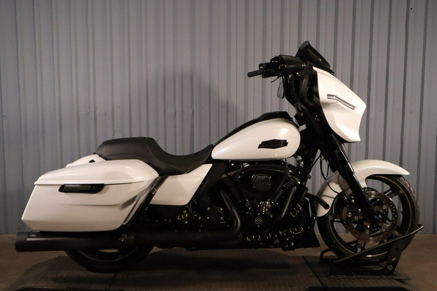 2024 Harley-Davidson® Street Glide® FLHX
