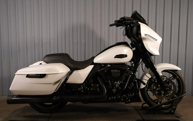 2024 Harley-Davidson® Street Glide® FLHX