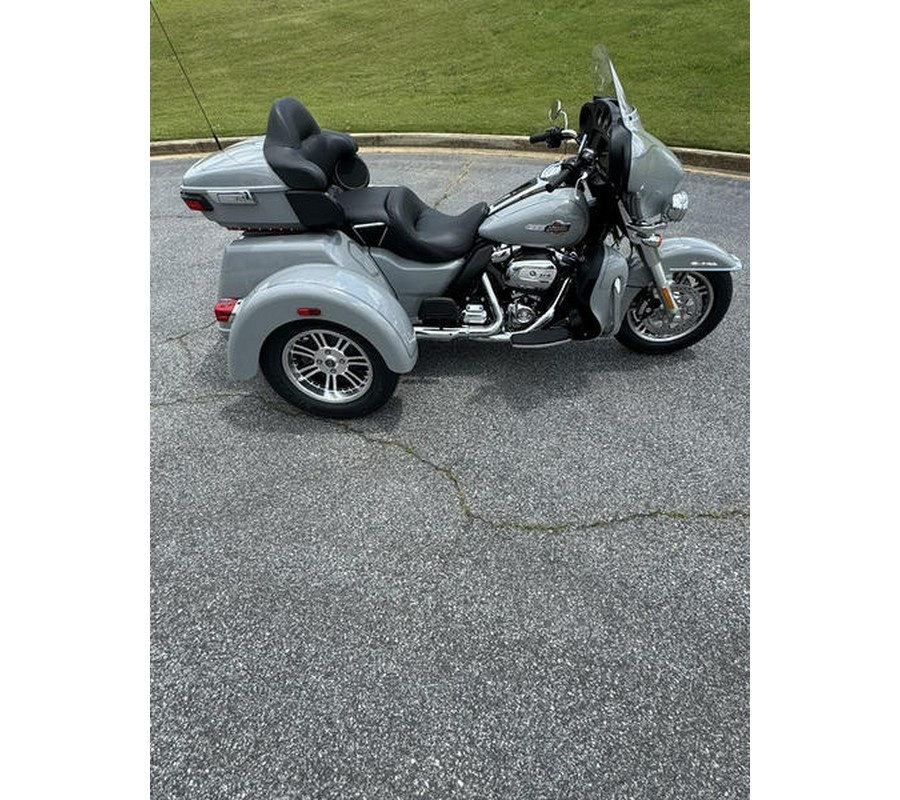 2024 Harley-Davidson® FLHTCUTG - Tri Glide® Ultra