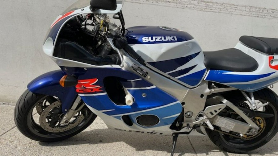 1996 SUZUKI GSXR750