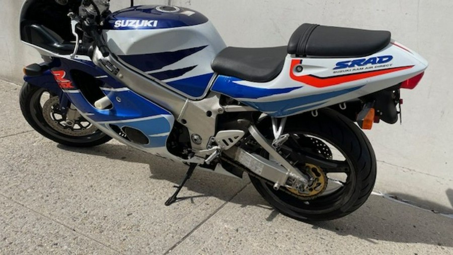 1996 SUZUKI GSXR750