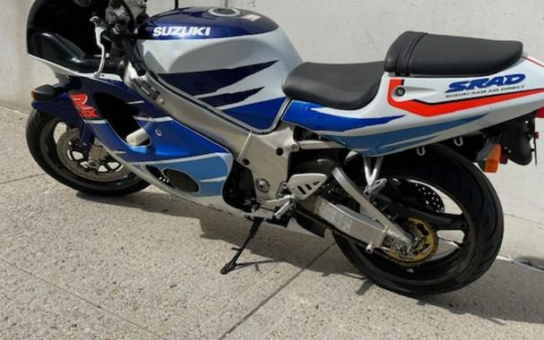 1996 SUZUKI GSXR750