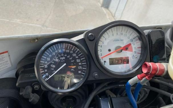 1996 SUZUKI GSXR750