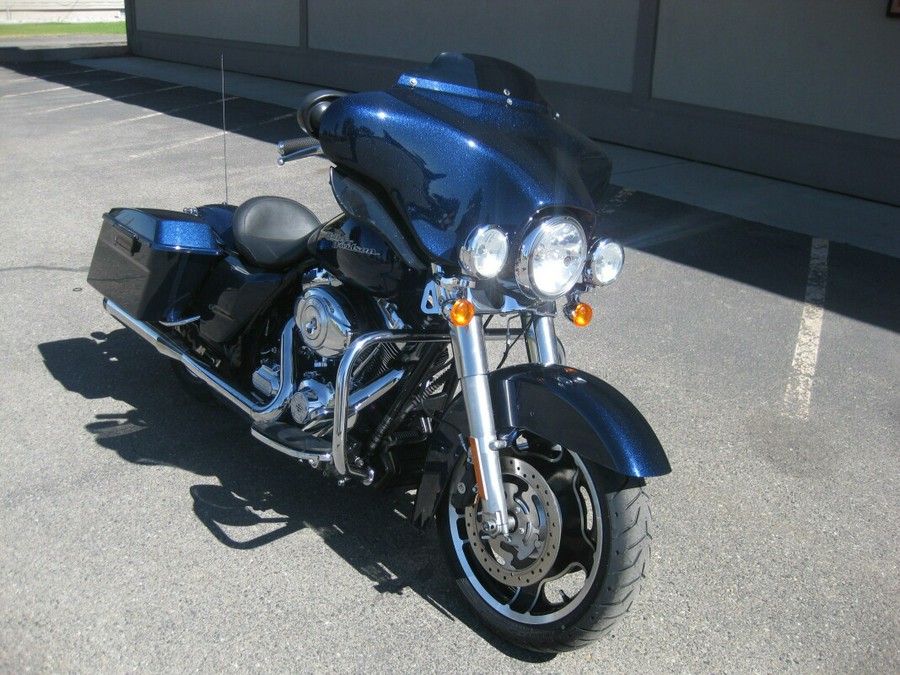 2012 Harley-Davidson Street Glide Big Blue Pearl