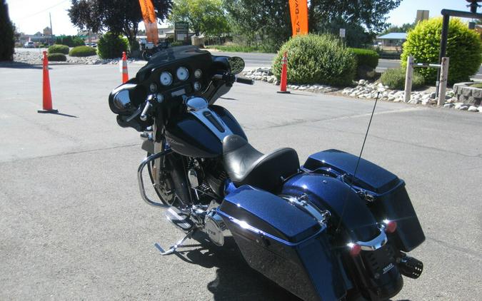 2012 Harley-Davidson Street Glide Big Blue Pearl