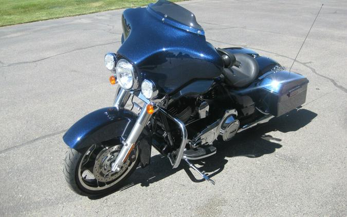 2012 Harley-Davidson Street Glide Big Blue Pearl