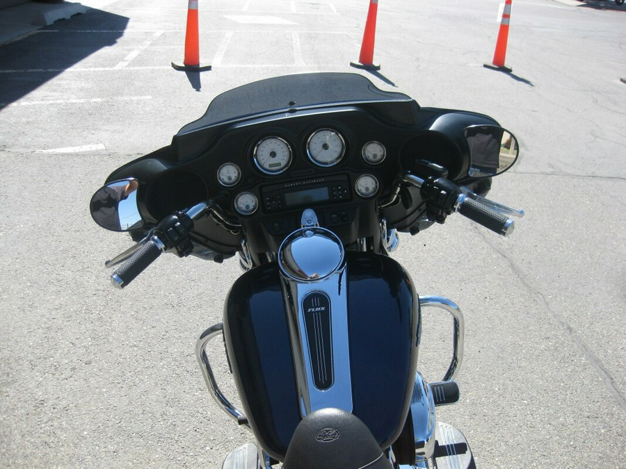 2012 Harley-Davidson Street Glide Big Blue Pearl