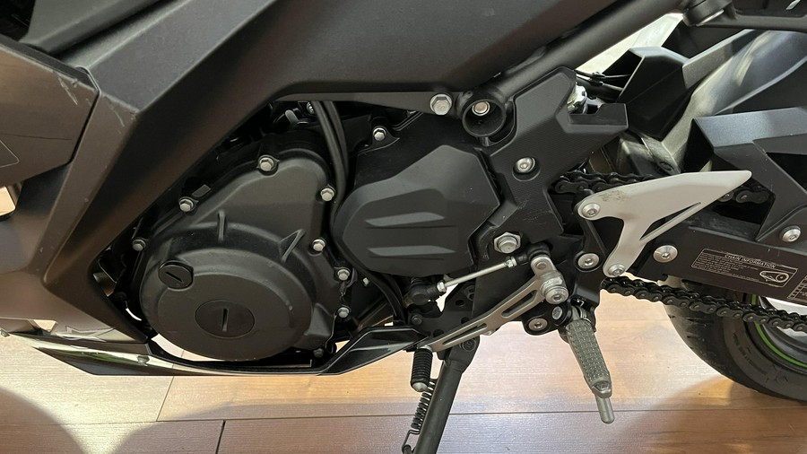 2023 Kawasaki NINJA 400