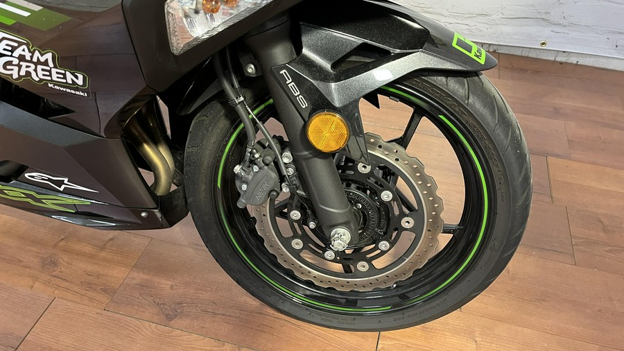 2023 Kawasaki NINJA 400
