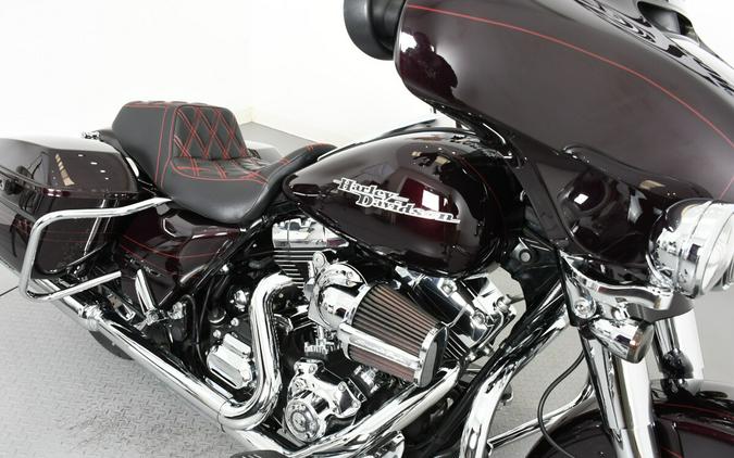 2014 Harley-Davidson® FLHXS Street Glide® Special