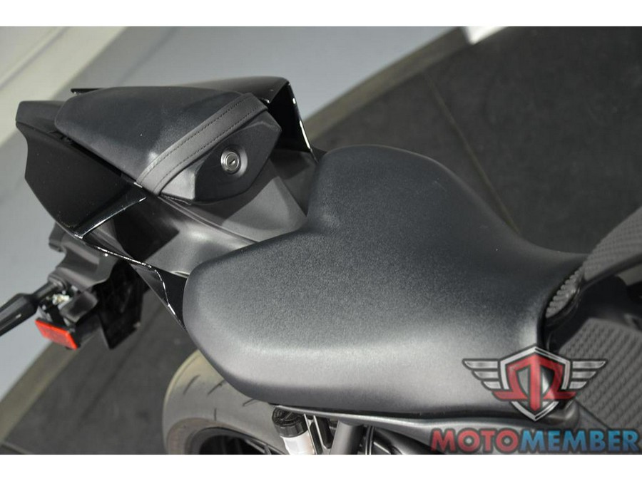 2025 Yamaha YZF-R7