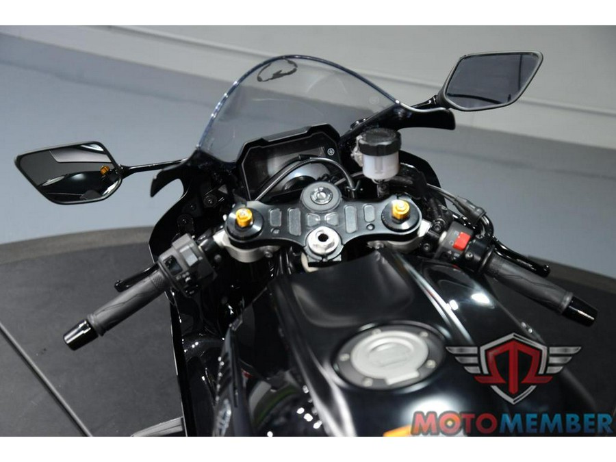 2025 Yamaha YZF-R7