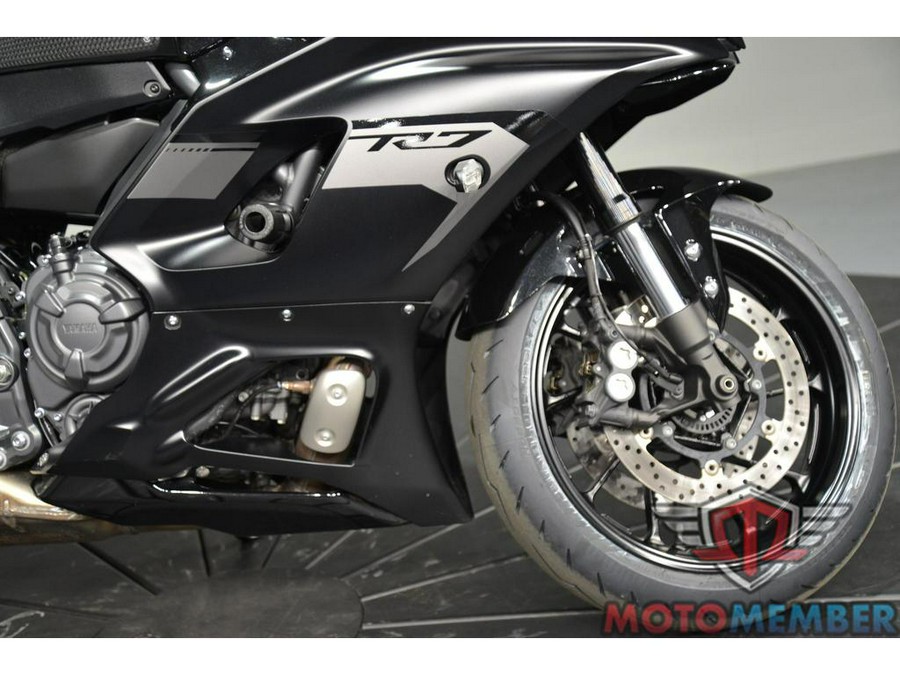2025 Yamaha YZF-R7