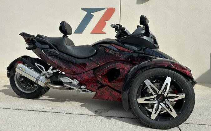 2009 Can-Am Spyder Roadster SE5