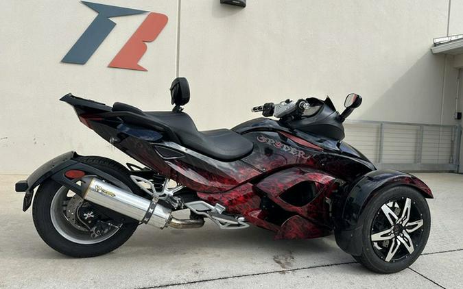 2009 Can-Am Spyder Roadster SE5