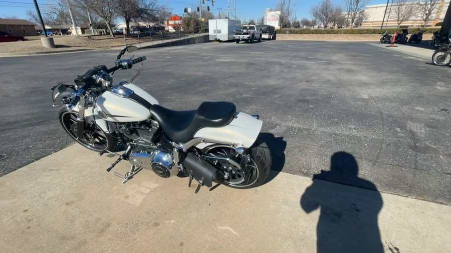 2014 Harley-Davidson Breakout